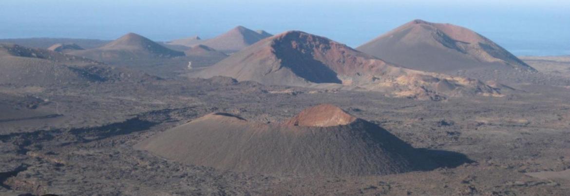 Lanzarote Casa Volcanica-Anclada Sobre La Lava Del Volcan Montana Blanca Eksteriør billede