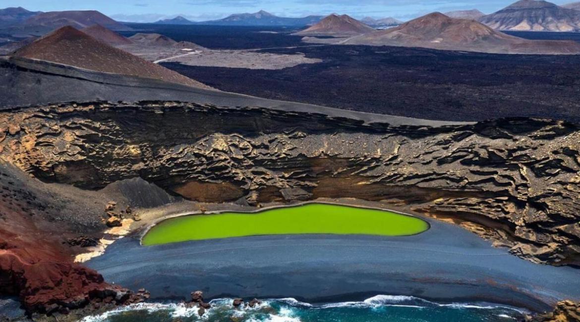 Lanzarote Casa Volcanica-Anclada Sobre La Lava Del Volcan Montana Blanca Eksteriør billede